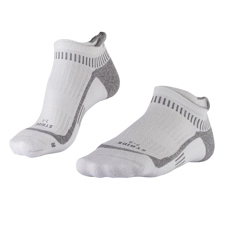 White and gray athletic socks with a textured pattern, designed for running or sports.