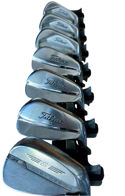 PRELOVED TITLEIST GOLF CLUBS | IRONS | MB AND CB 4-PW